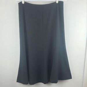 EUC ☆ Eddie Bauer Black Knee Length Pannelled Flared Skirt Size 4